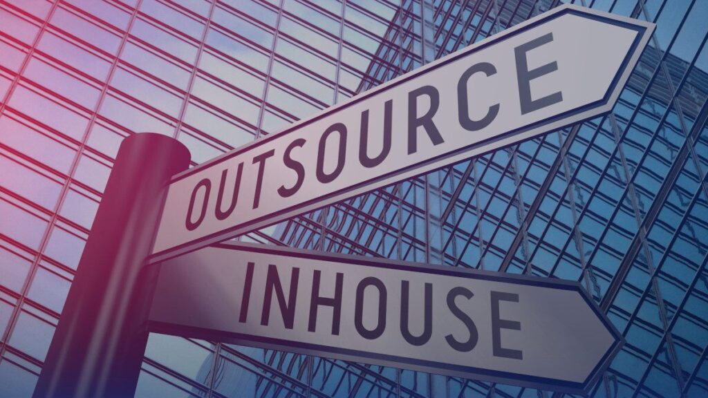 Data-extraction-outsource-vs-inhouse 